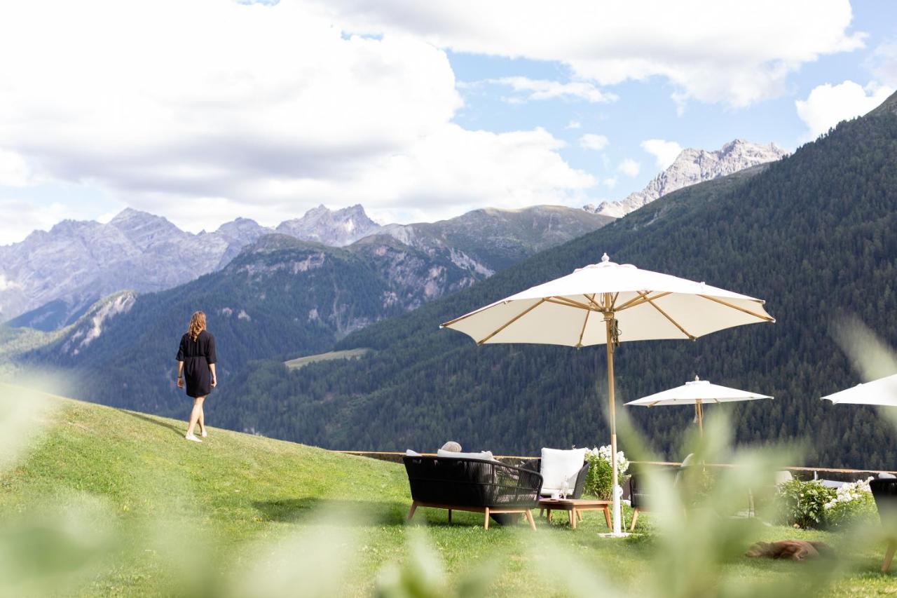 Meisser Hotel "Superior" กวาร์ดา ภายนอก รูปภาพ