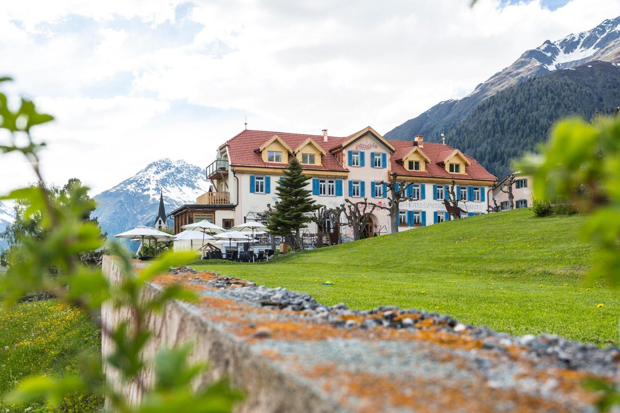 Meisser Hotel "Superior" กวาร์ดา ภายนอก รูปภาพ